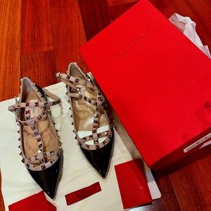 NEW Valentino Garavani Rockstud Caged Ballerina black patent flats size 38
